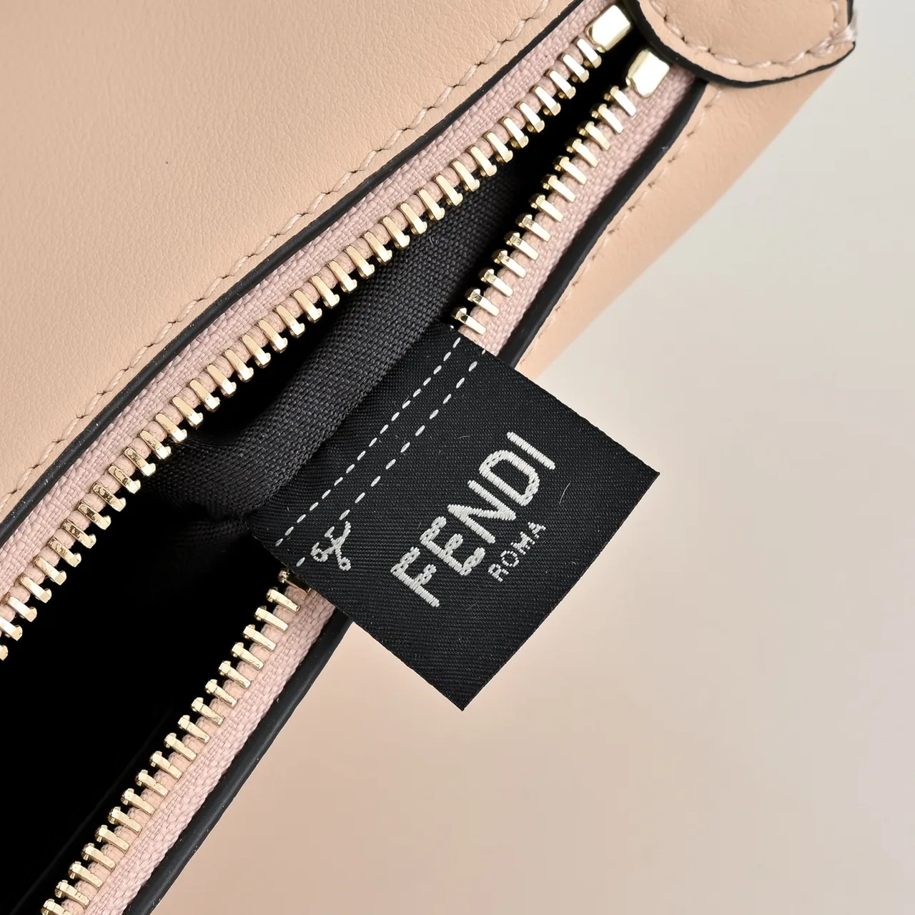 Fendi Crescent Shoulder Bag in Pink · view 8