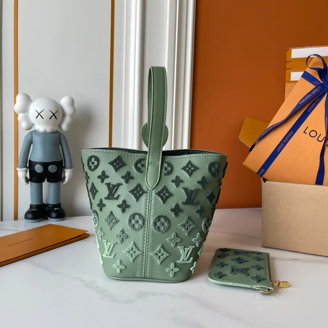Louis Vuitton Cowhide All In BB bucket with pictured accessories in Green · view 2