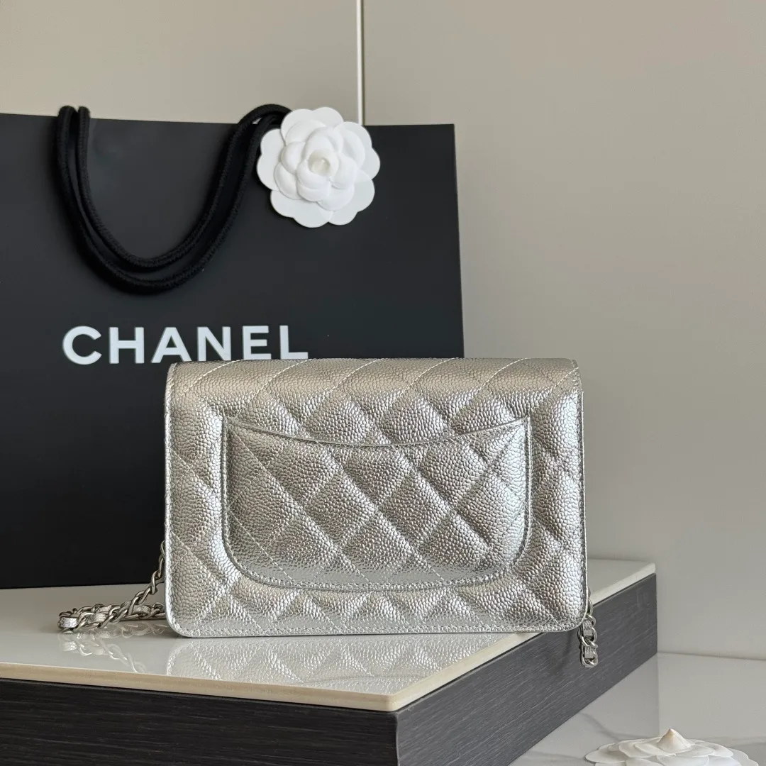 Chanel Calfskin Quilted Glossy Clutch in Silver · view 3