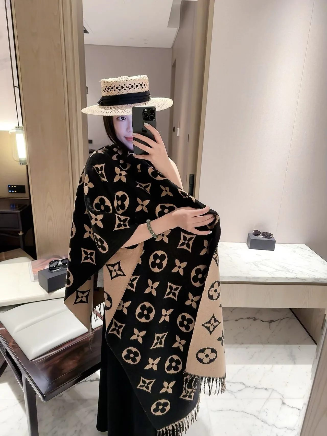 Louis Vuitton Reversible Monogram Shawl in Beige & Black · view 5