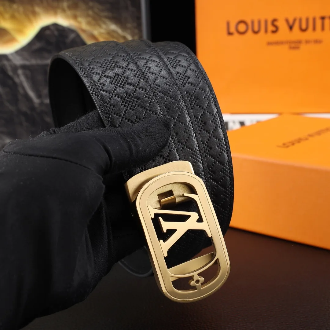 Louis Vuitton Belt in Black · view 5