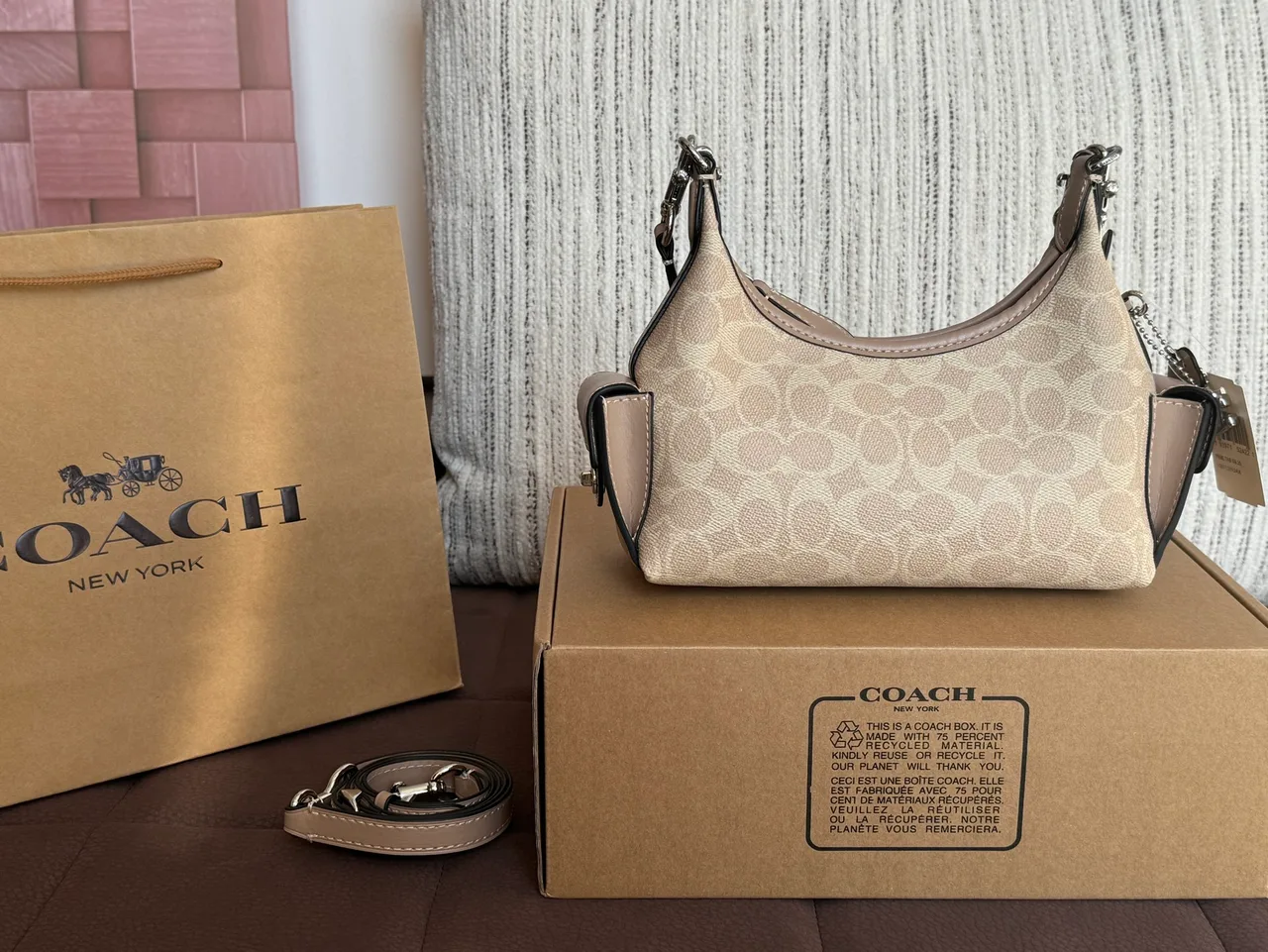 Coach Hobo Bag in Beige · view 3
