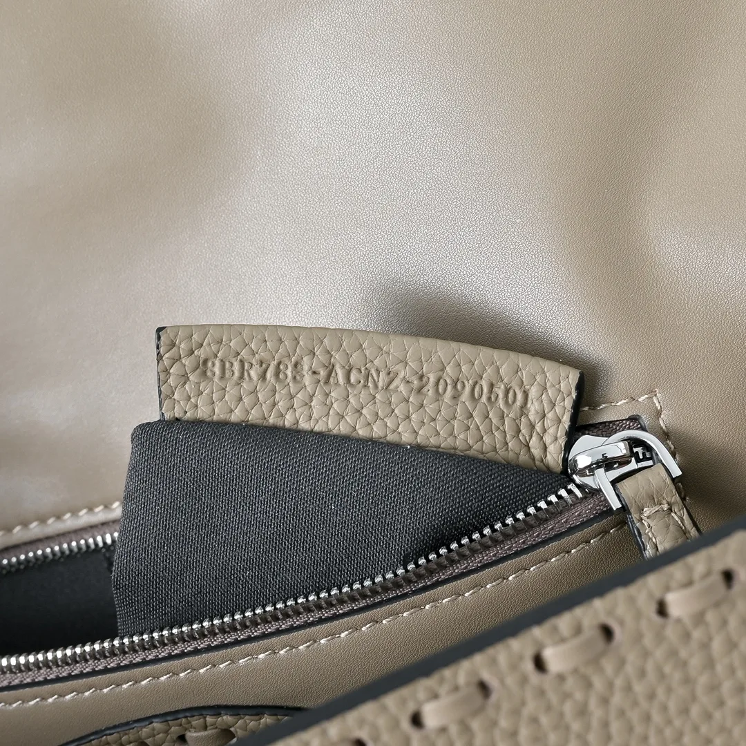 Fendi Baguette Smooth Shoulder Bag in Beige · view 8