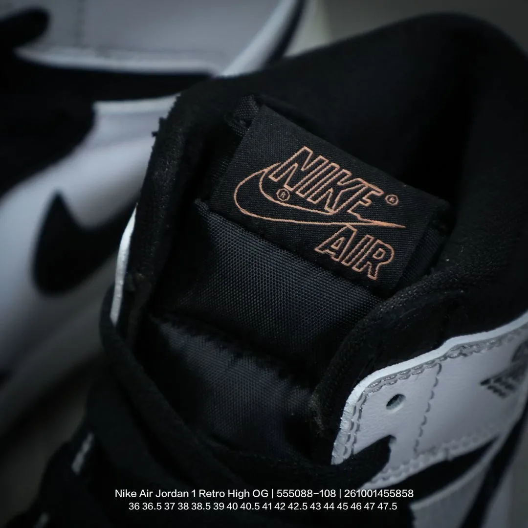 Nike High-Top Sneakers in Black · view 8
