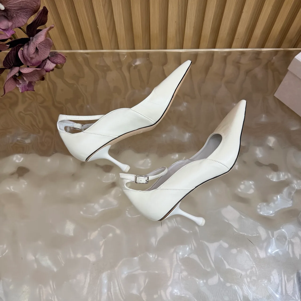 Jimmy Choo Cowhide Glossy Pointed-Toe Pointed Heel Pumps in White · view 8