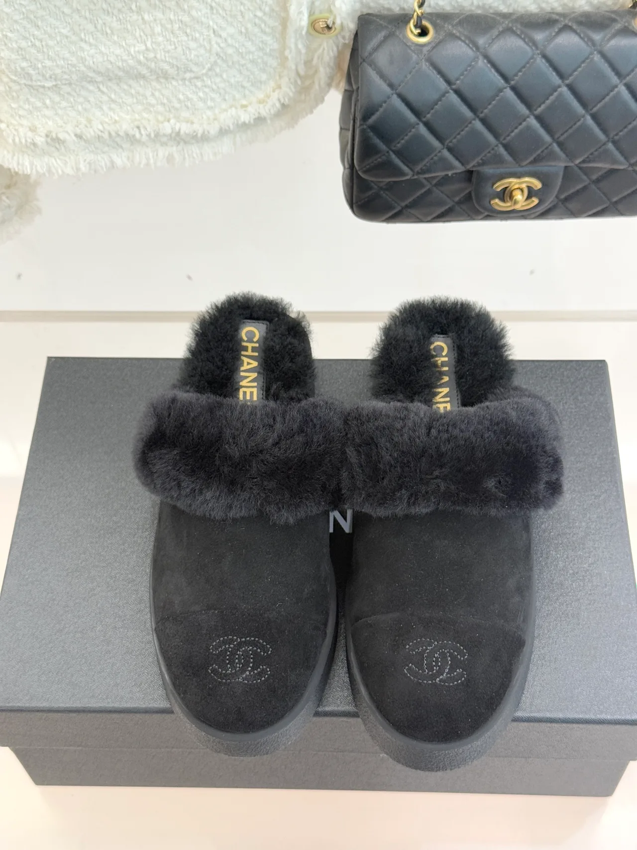 Chanel Glossy Suede-Look Slippers in Black · view 4