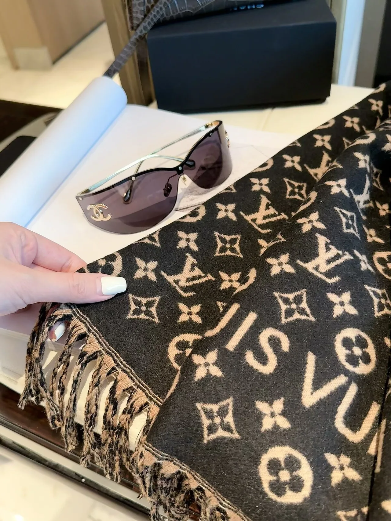 Louis Vuitton Fringed Monogram Scarf in Tan & Black · view 8