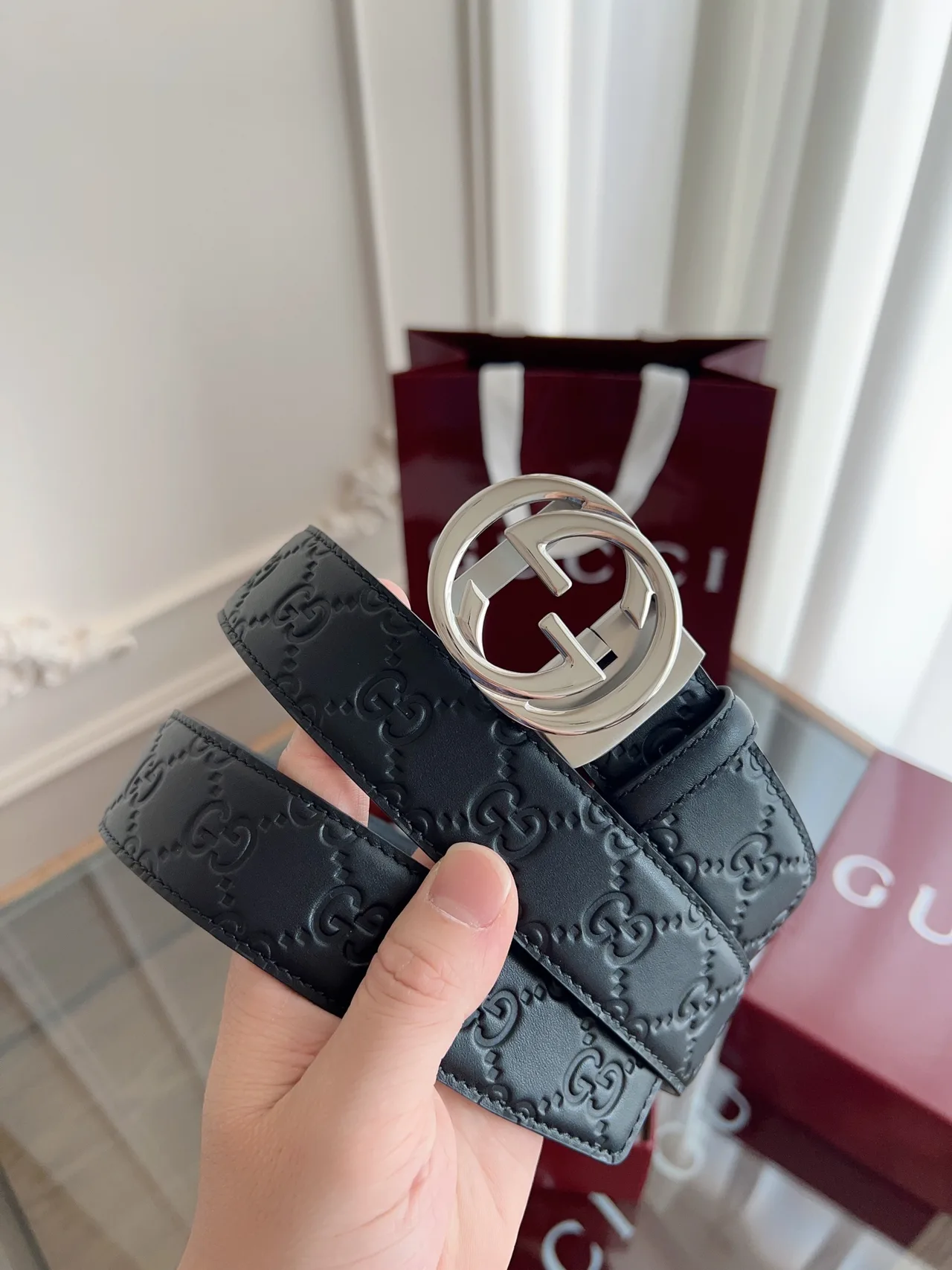 Gucci Cowhide Belt in Black · view 2