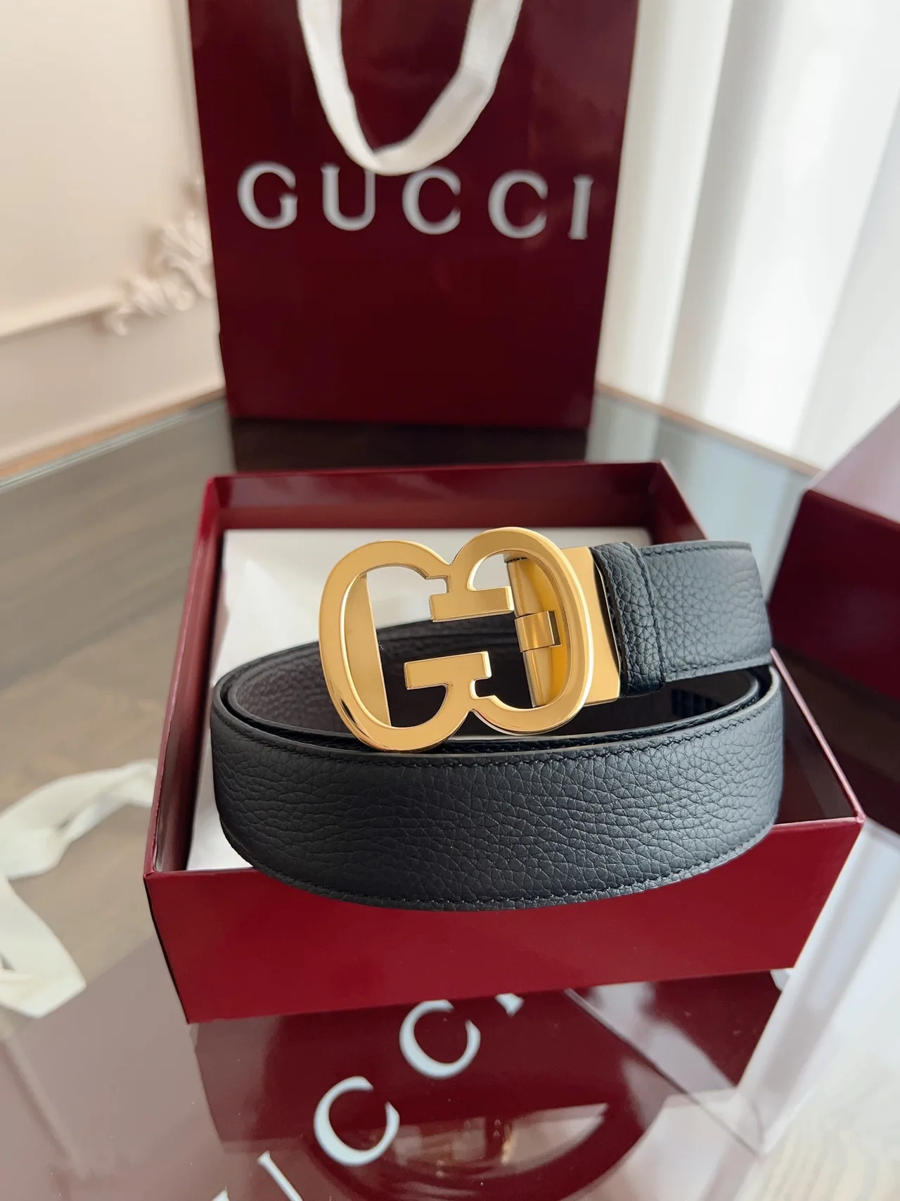 Gucci GG buckle belt in Black · view 3