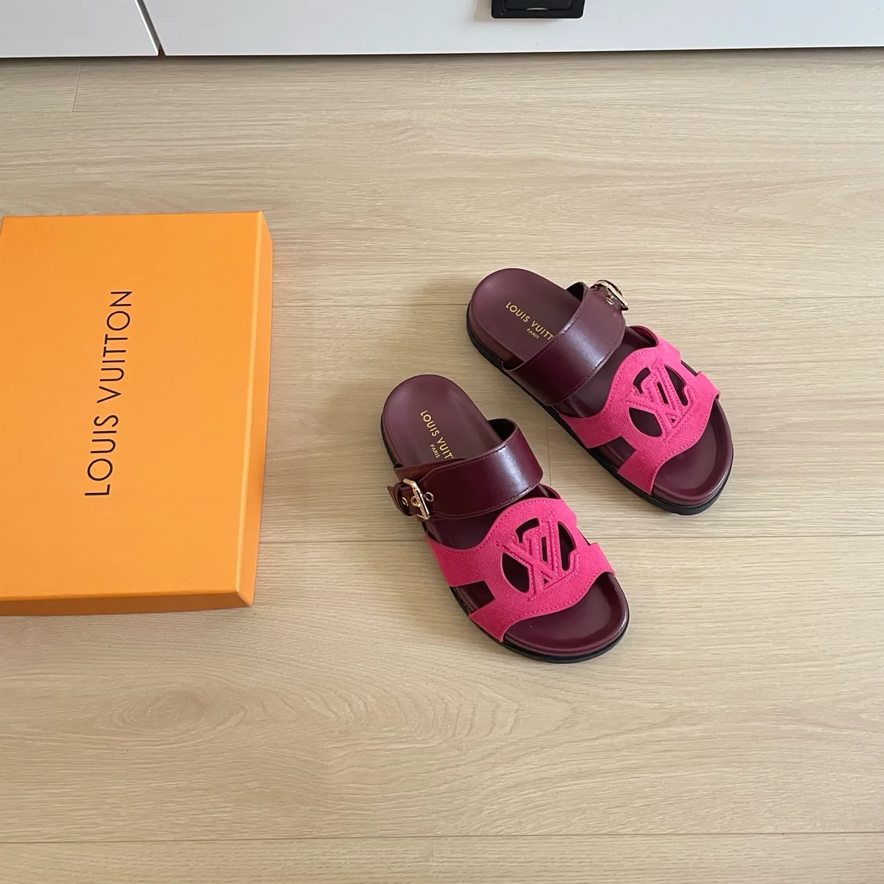 Louis Vuitton Leather Buckle Sandals in Pink · view 3