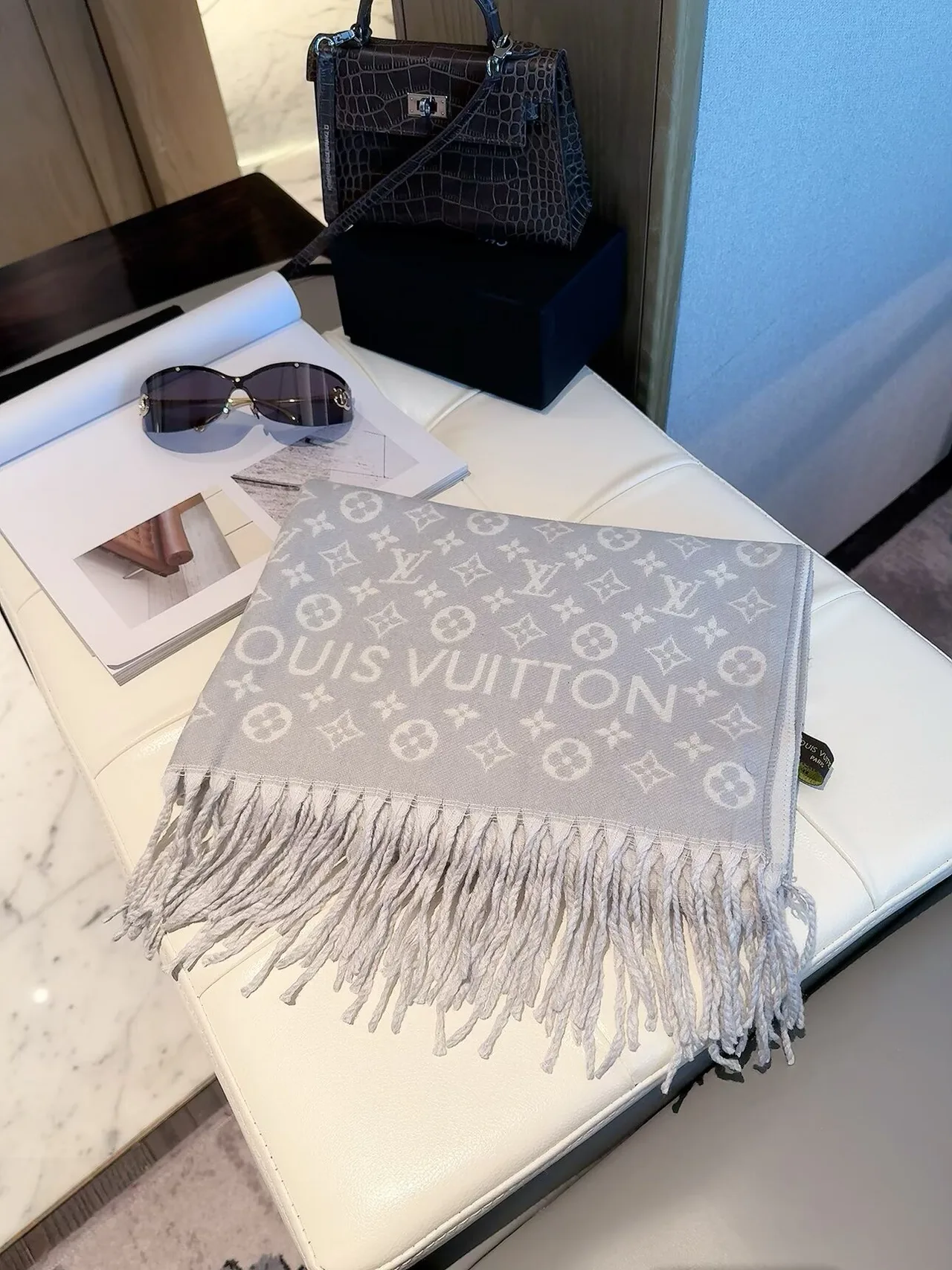 Louis Vuitton Reversible monogram fringed scarf in Grey & Brown · view 1