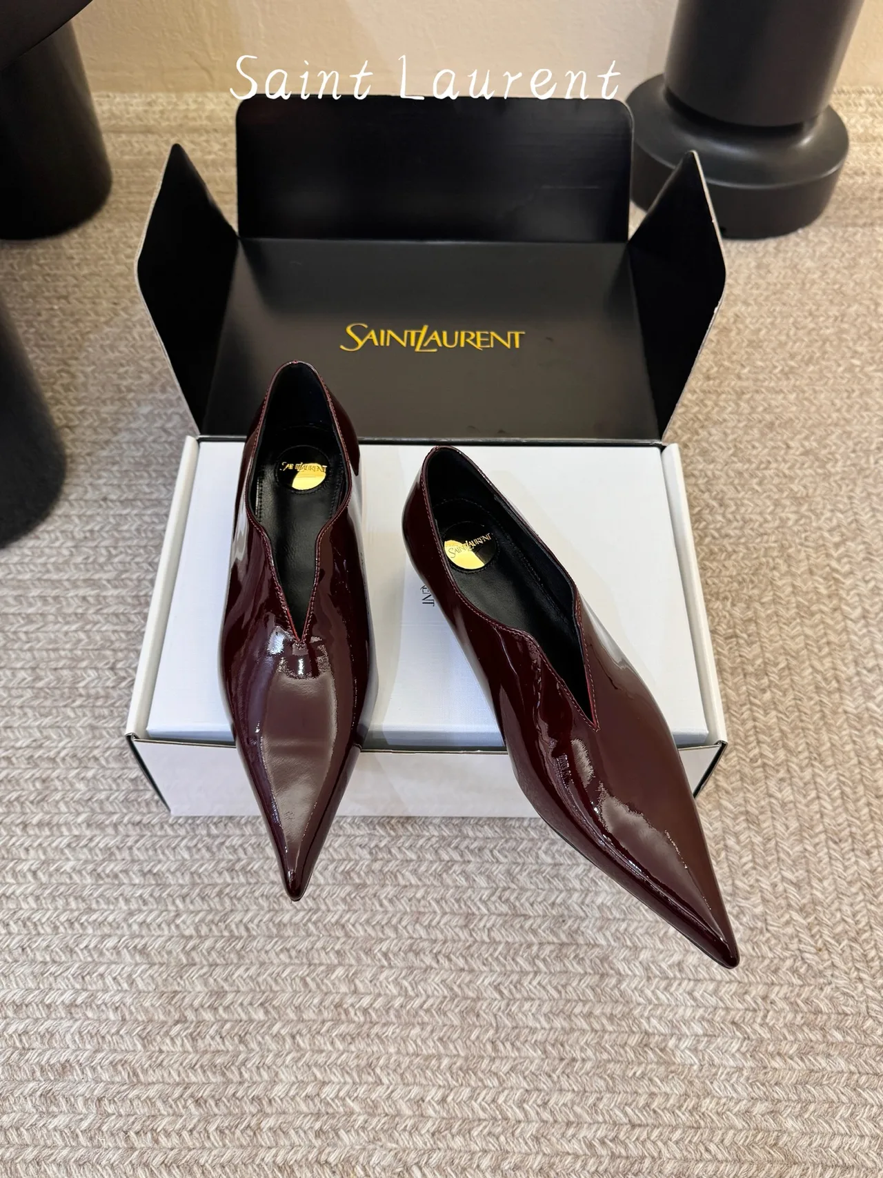 Saint Laurent Patent Leather Glossy Pointed-Toe Shoes in Burgundy · view 3