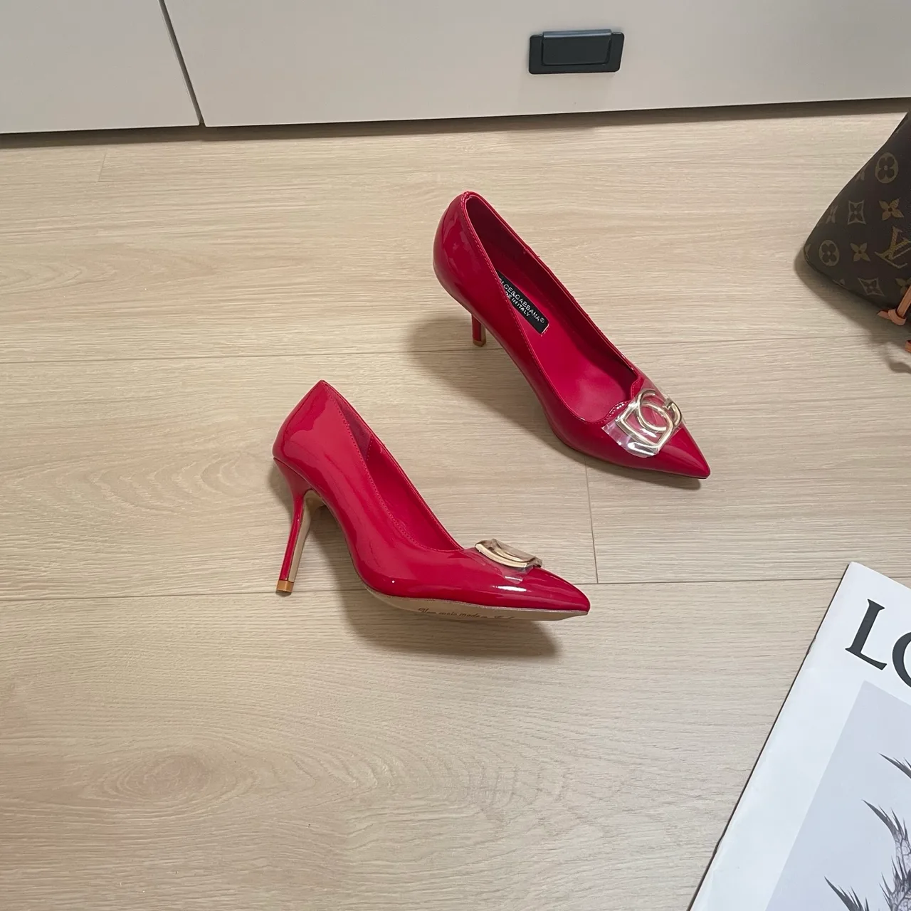 Dolce & Gabbana Sheepskin Patent Leather Glossy Pointed-Toe DG Pointed Heel Pumps in Red · view 6