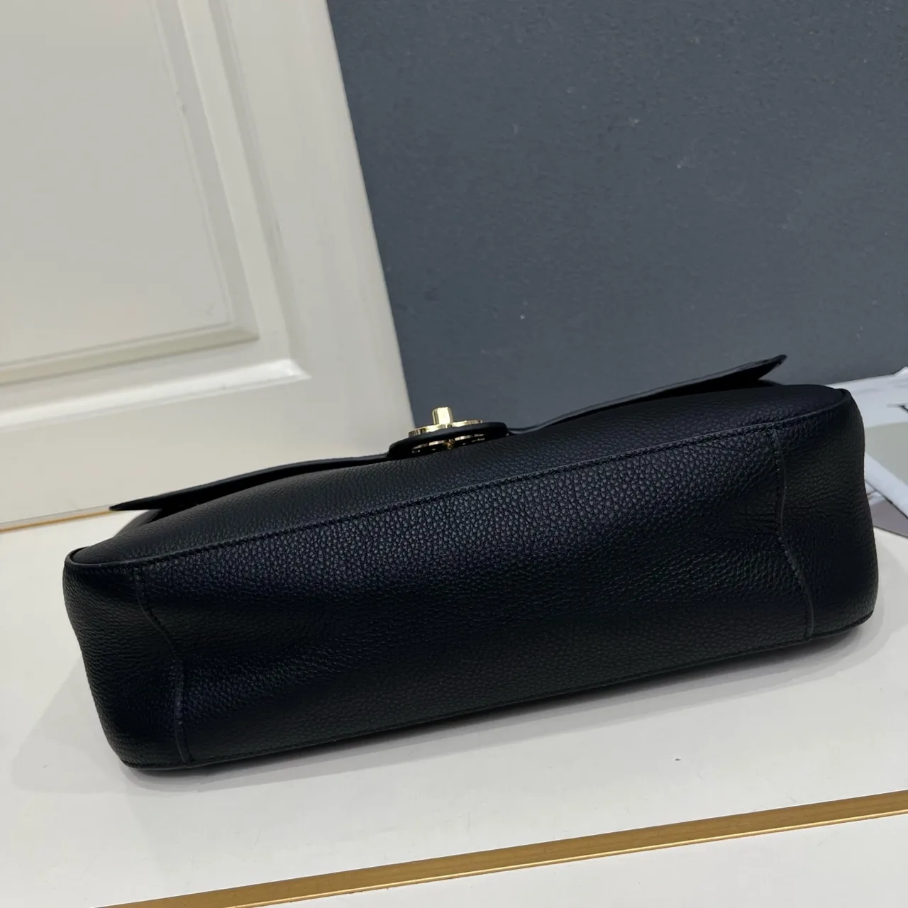 Chanel Smooth Handbag in Black · view 7