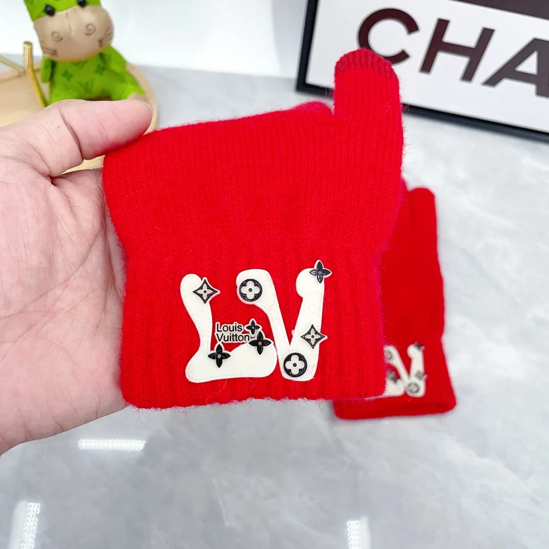 Louis Vuitton 50% Wool 50% Acrylic Ribbed Hat, Scarf and Gloves Set in Red · view 8