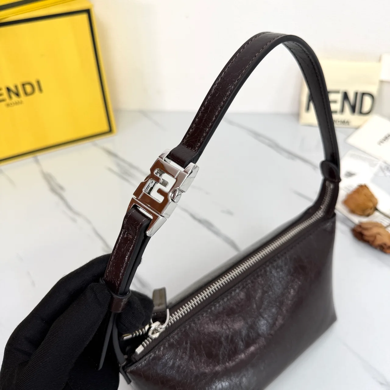 Fendi Baguette Cowhide Smooth Hobo Bag in Brown · view 5