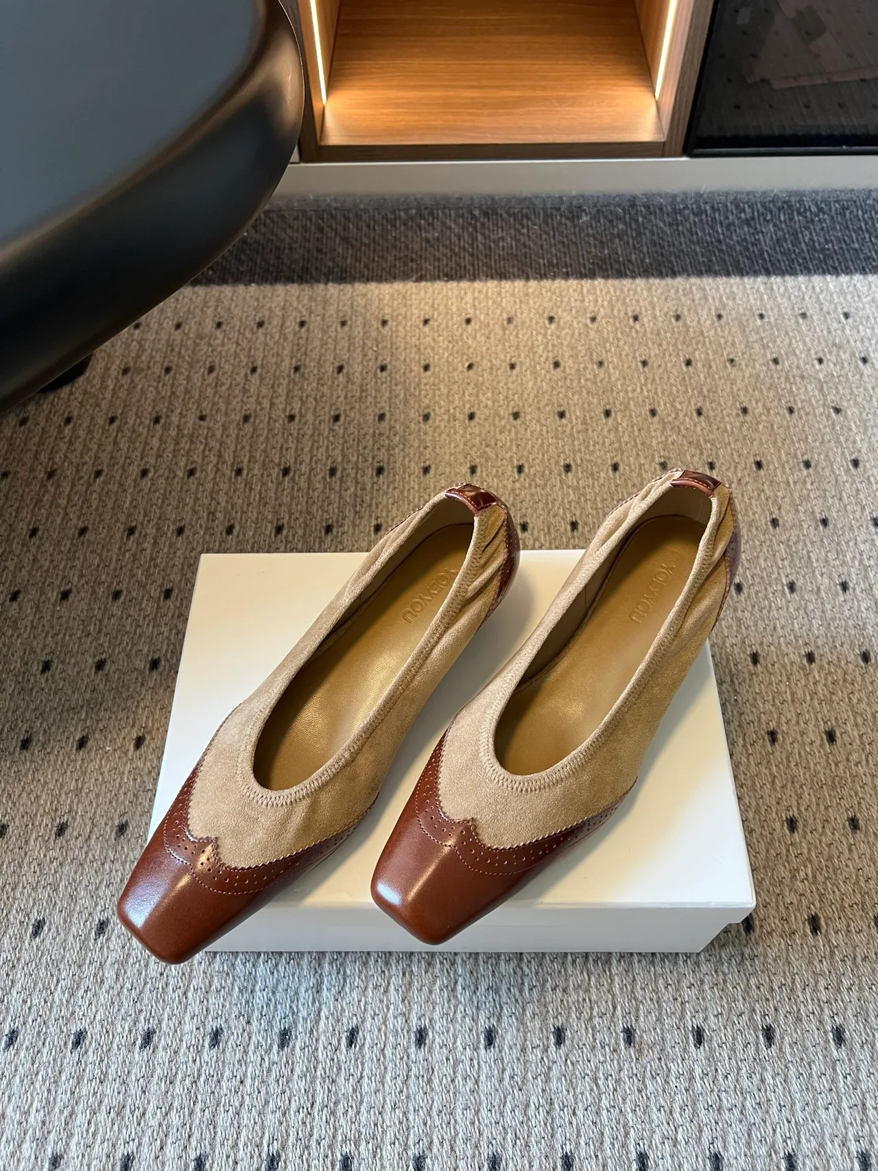 YOEYYOU Square-Toe Two-Tone Slingback Pumps in Brown · view 2