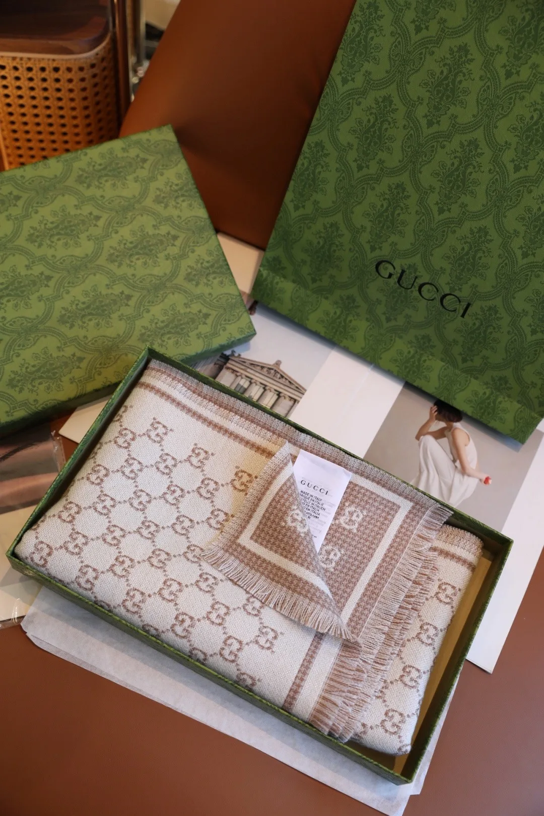 Gucci Wool Woven Scarf in Beige · view 1