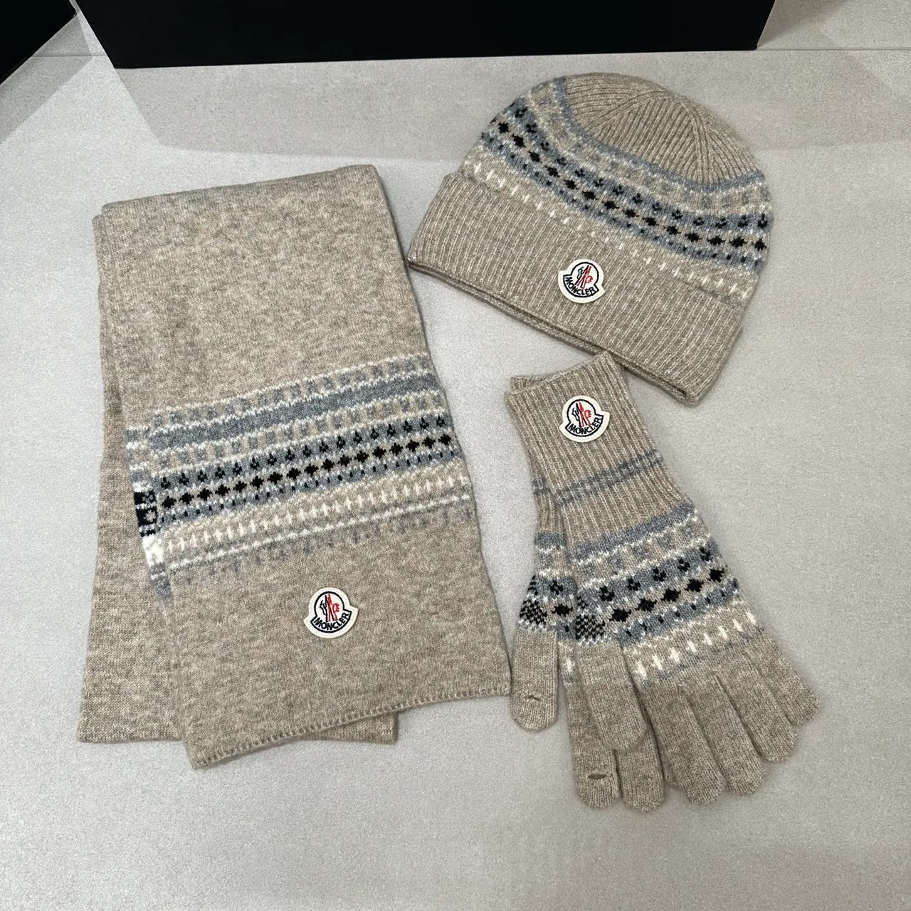 Moncler Hat Scarf and Gloves Set in Grey & Burgundy & White · view 1