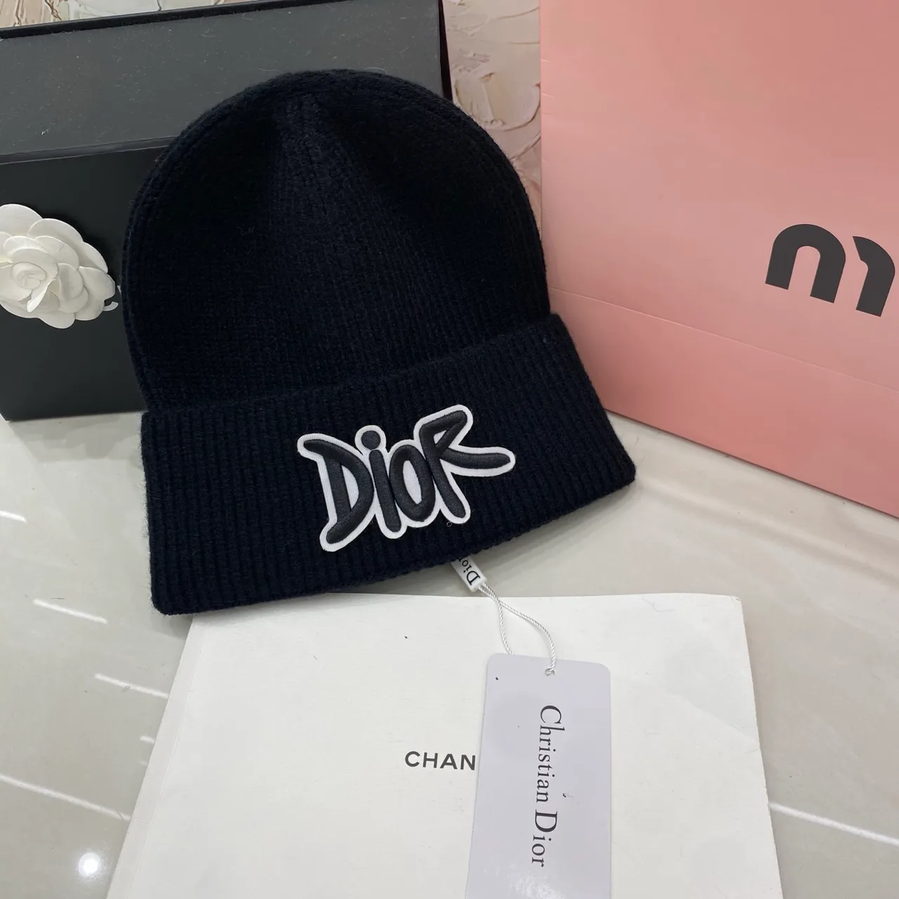 Dior Logo knit beanie in Black & White · view 3