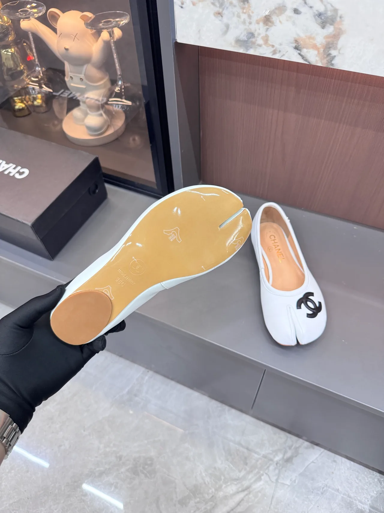 Chanel Glossy Ballet Flats in White · view 8