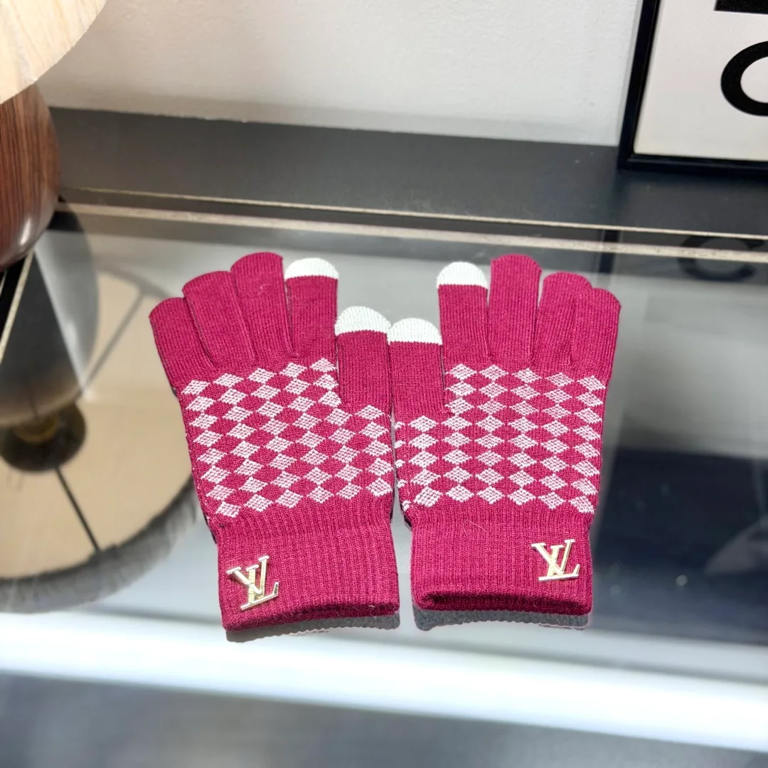 Louis Vuitton Wool Check Hat Scarf and Gloves Set in Pink · view 7