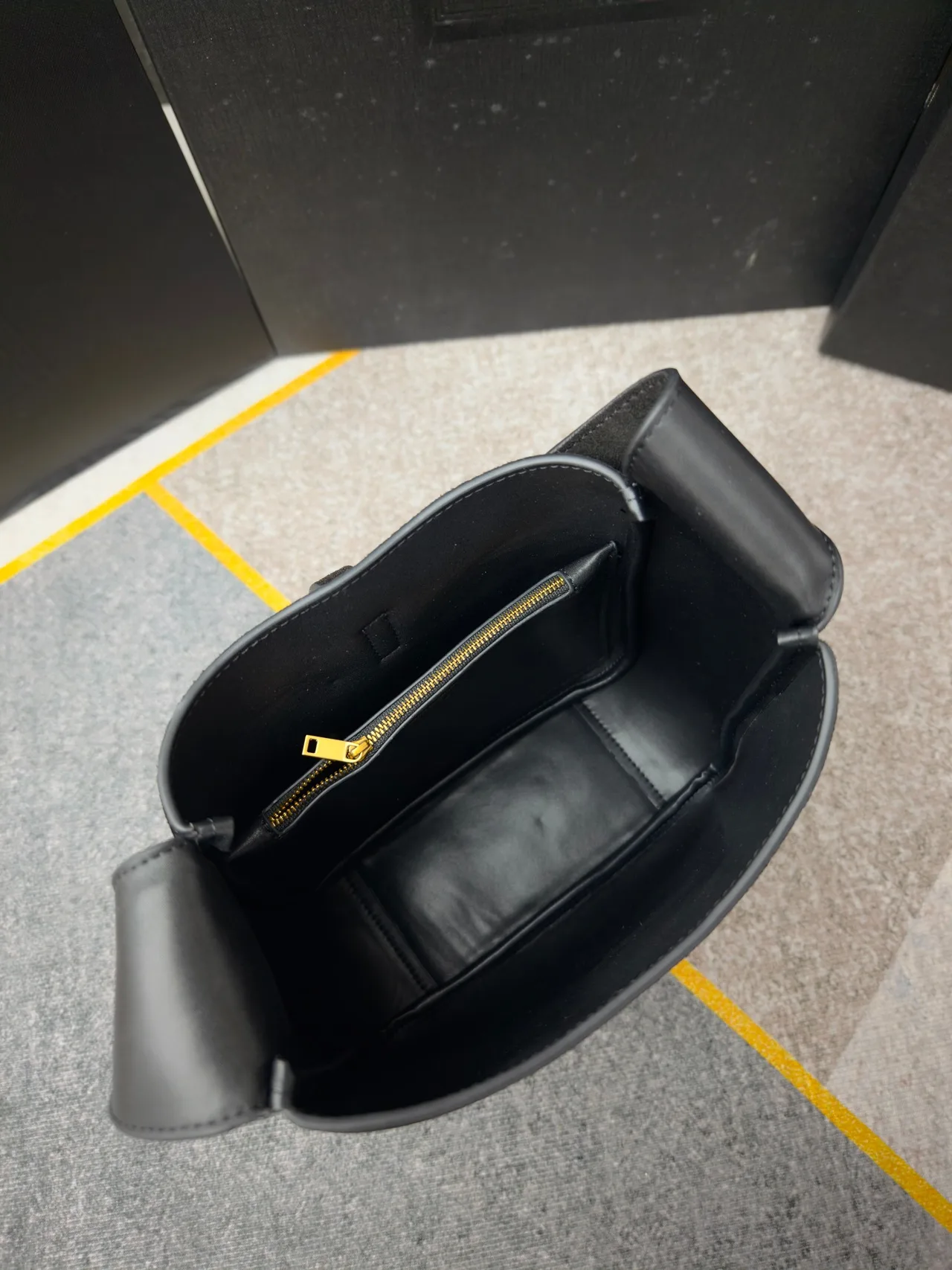 Saint Laurent Suede Hobo Bag in Black · view 5