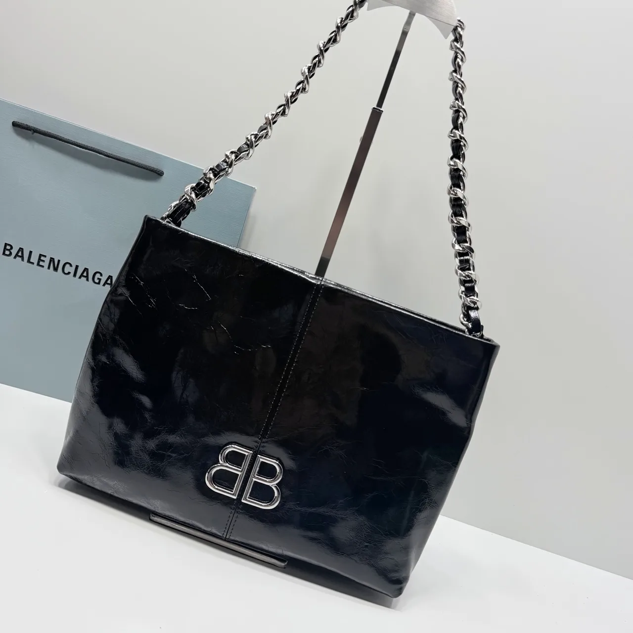 Balenciaga Cowhide Glossy Tote in Black · view 2