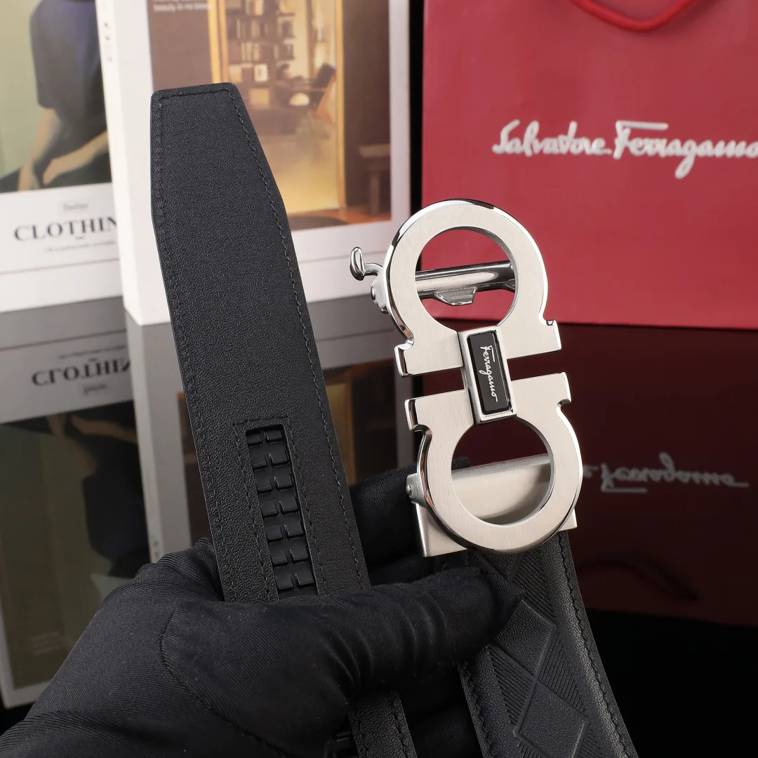Ferragamo Gancini automatic belt in Black · view 5