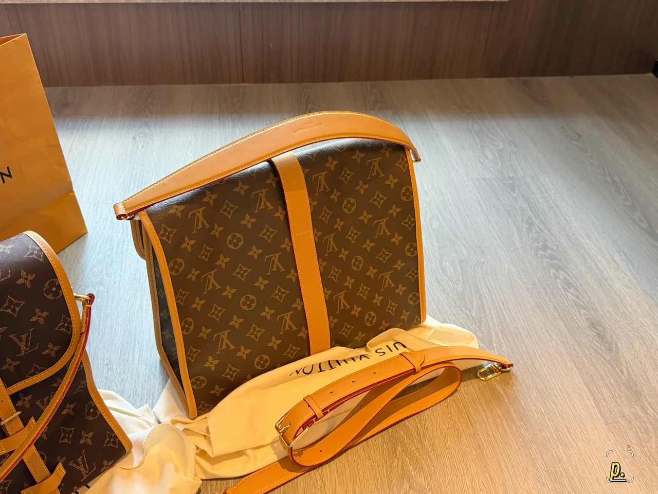Louis Vuitton Smooth Crossbody Bag in Brown · view 5