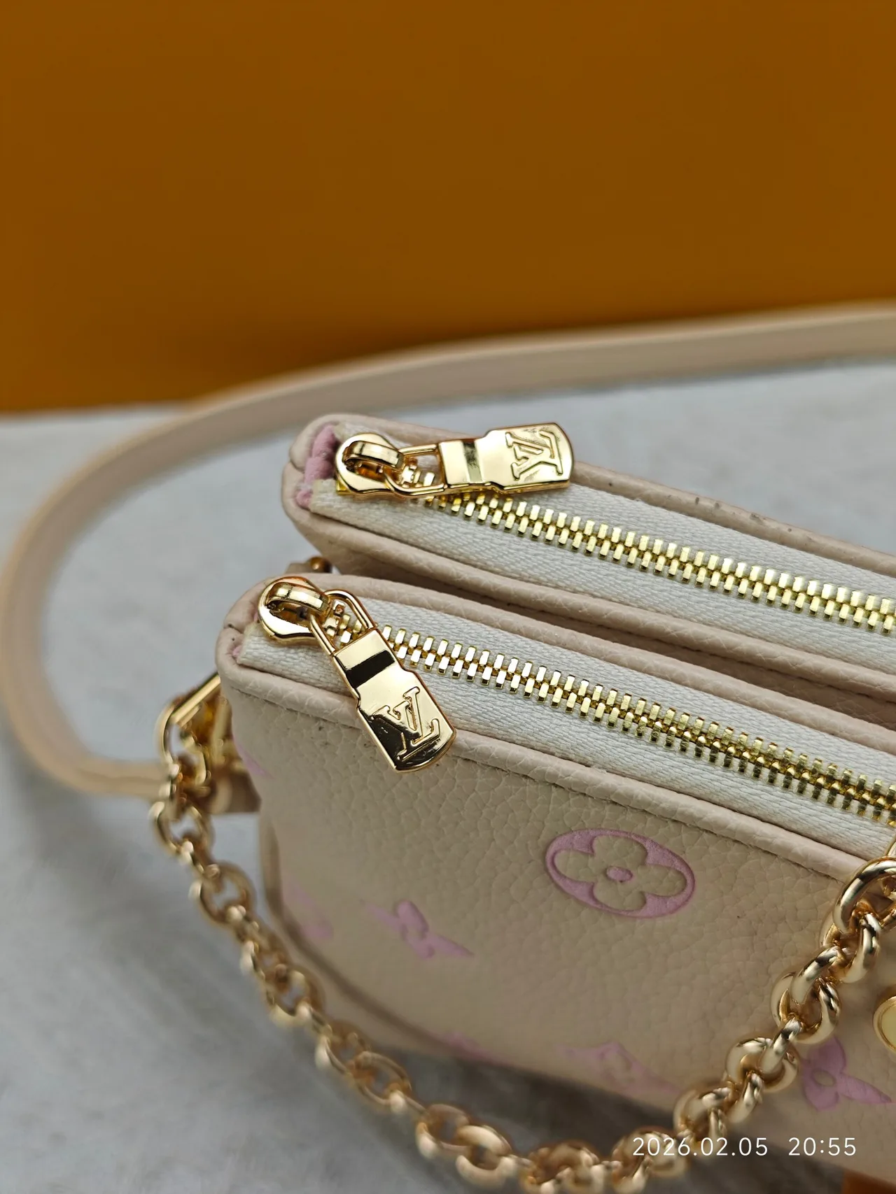 Louis Vuitton Denim Shoulder Bag in Beige · view 6