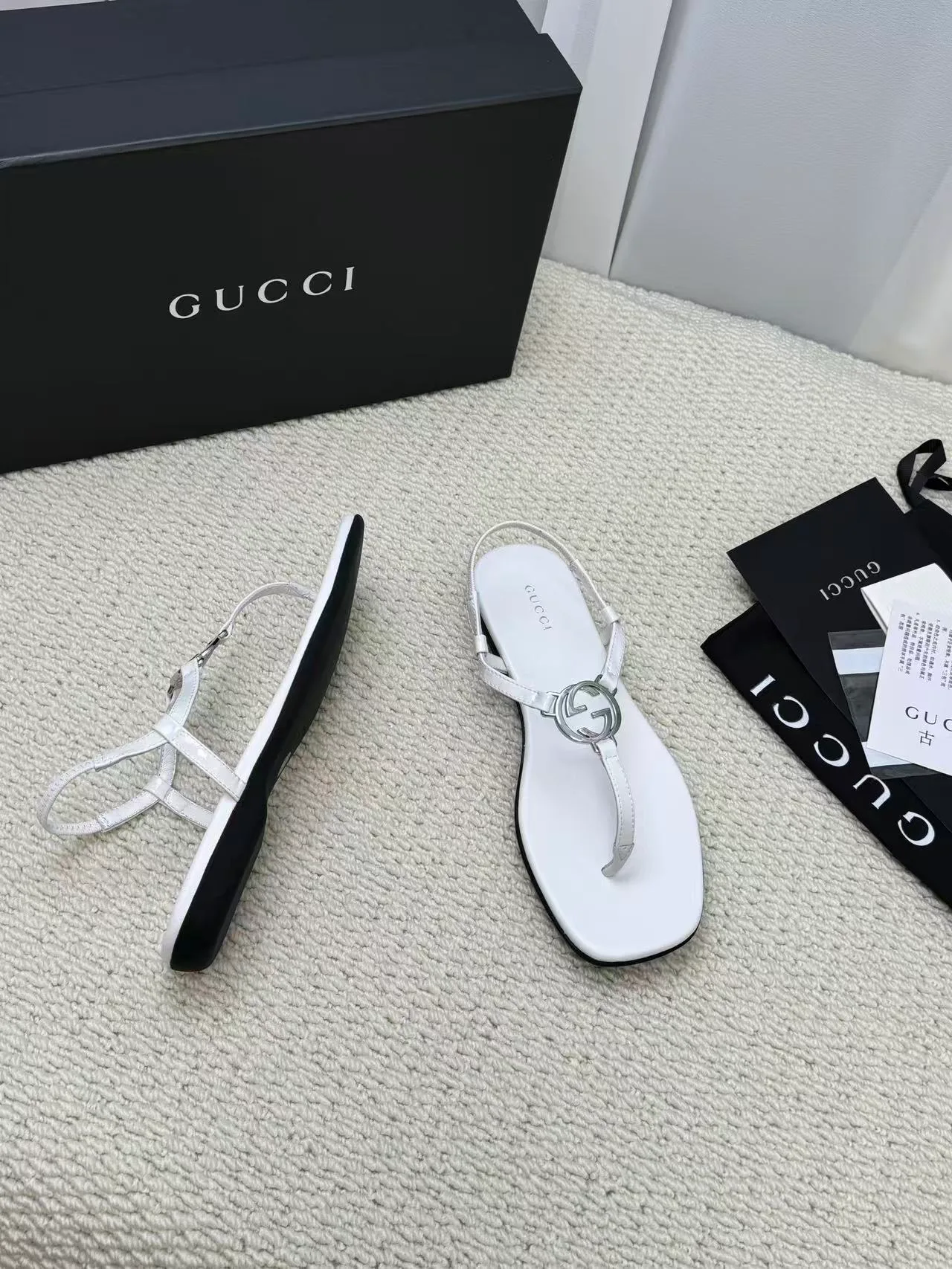 Gucci Thong Sandals in White & Silver & Green & Black · view 6