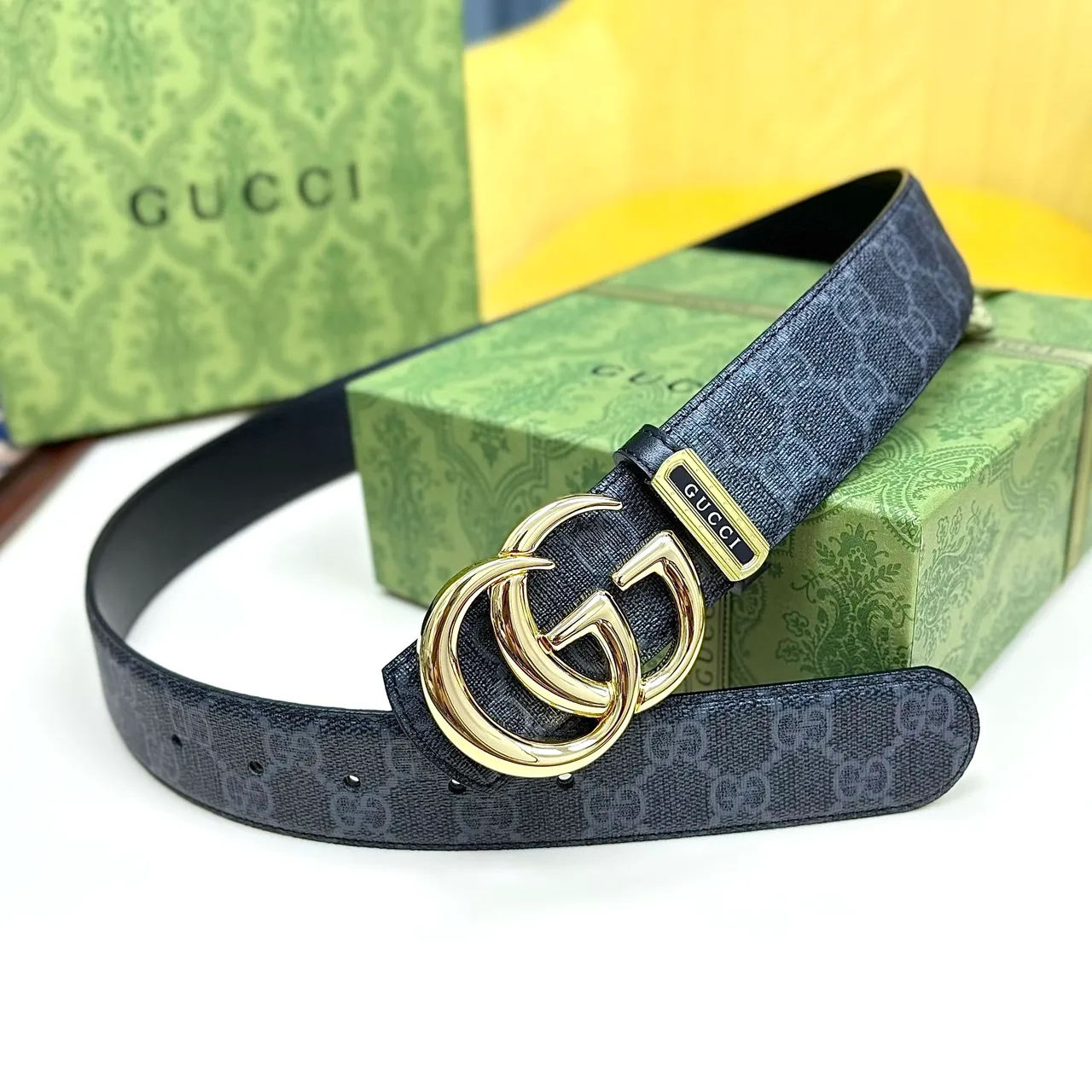 Gucci GG patterned buckle belt in Blue · view 1