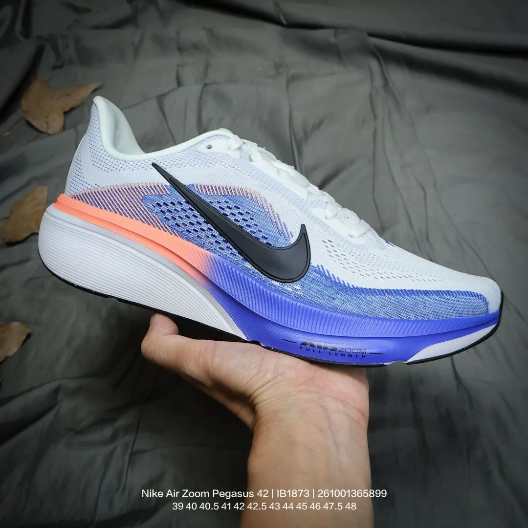 Nike Striped Sneakers in White · view 1