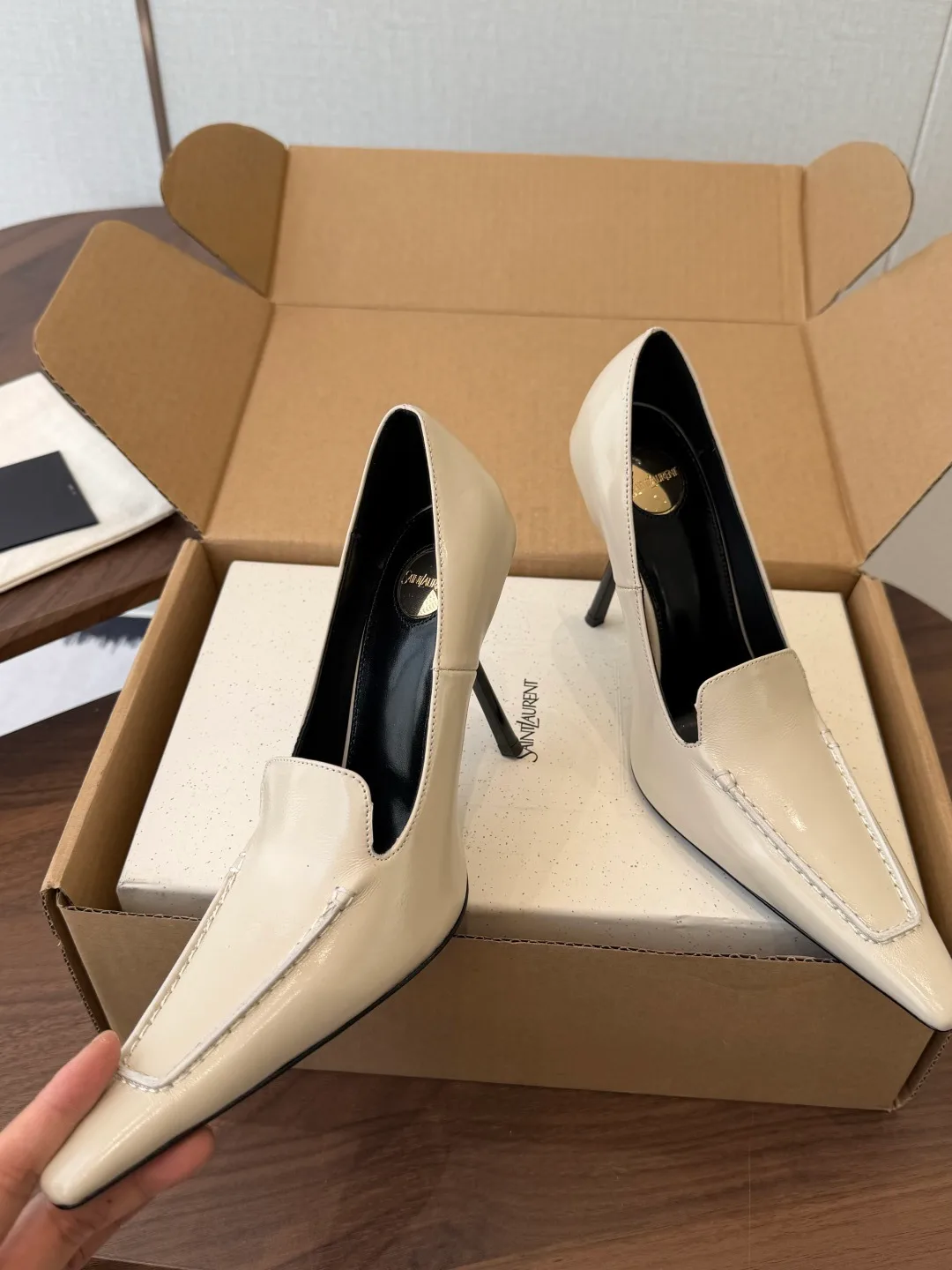 Saint Laurent Cowhide Smooth Pointed-Toe Pumps in Cream · view 5