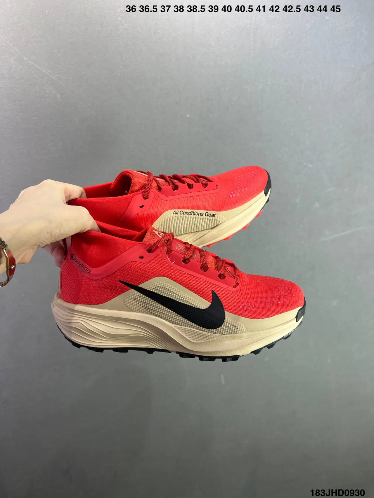 Nike Running sneakers in Grey & Red · view 8