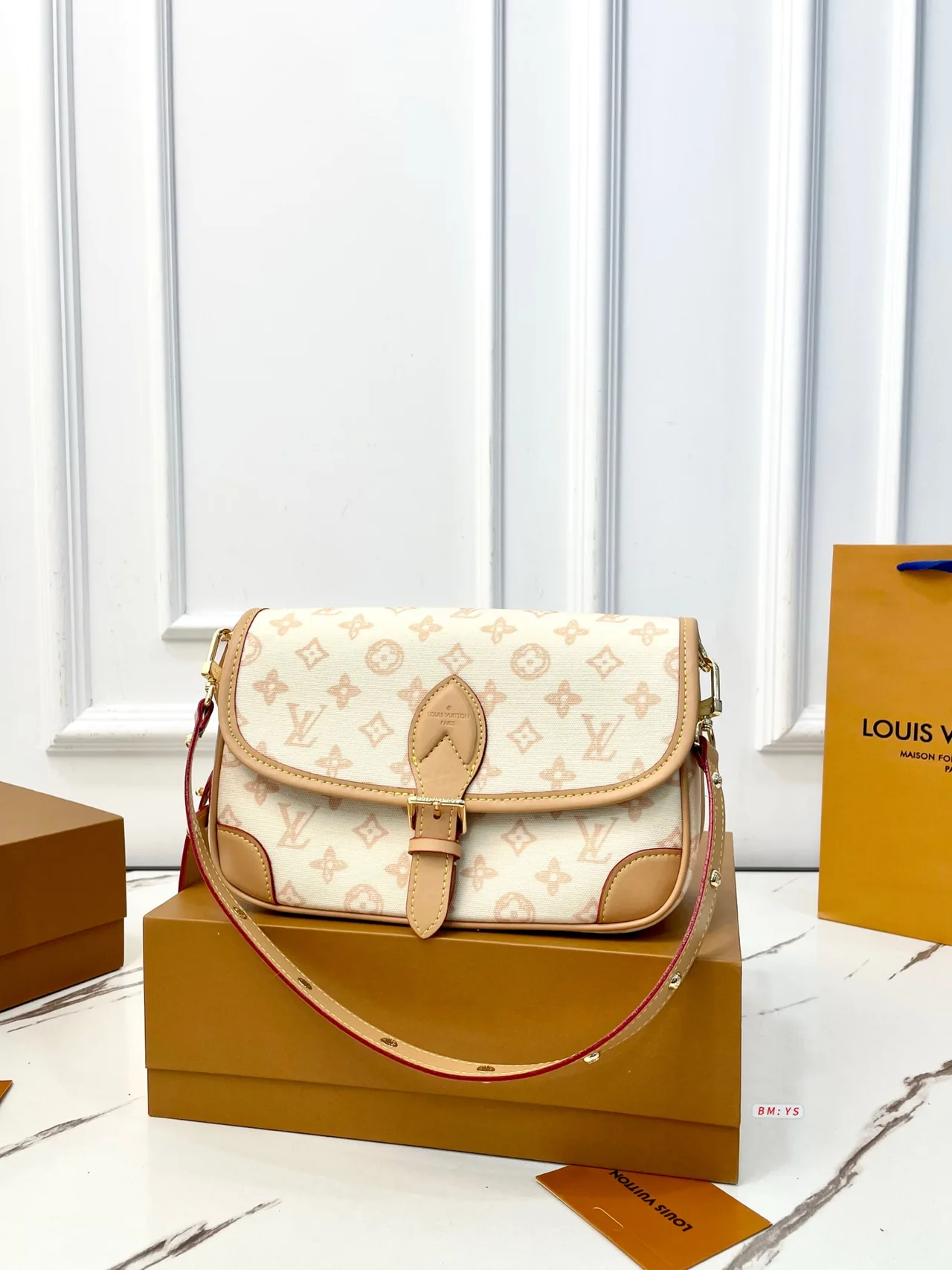 Louis Vuitton Baguette Flap Shoulder Bag in Pink & Beige & Green & Blue & Brown · view 2