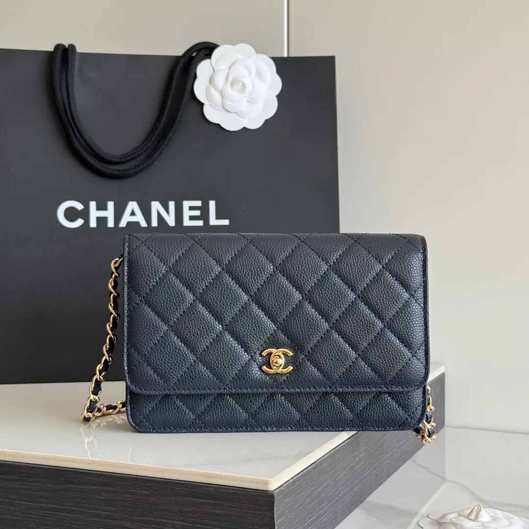 Chanel Calfskin Quilted Clutch in Black · view 2