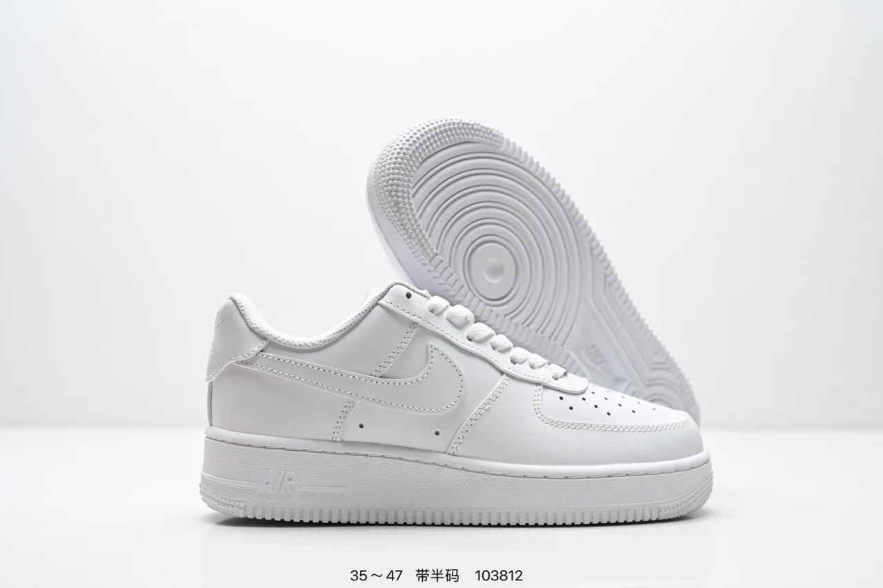 Nike Air Force Sneakers in Black & White · view 8