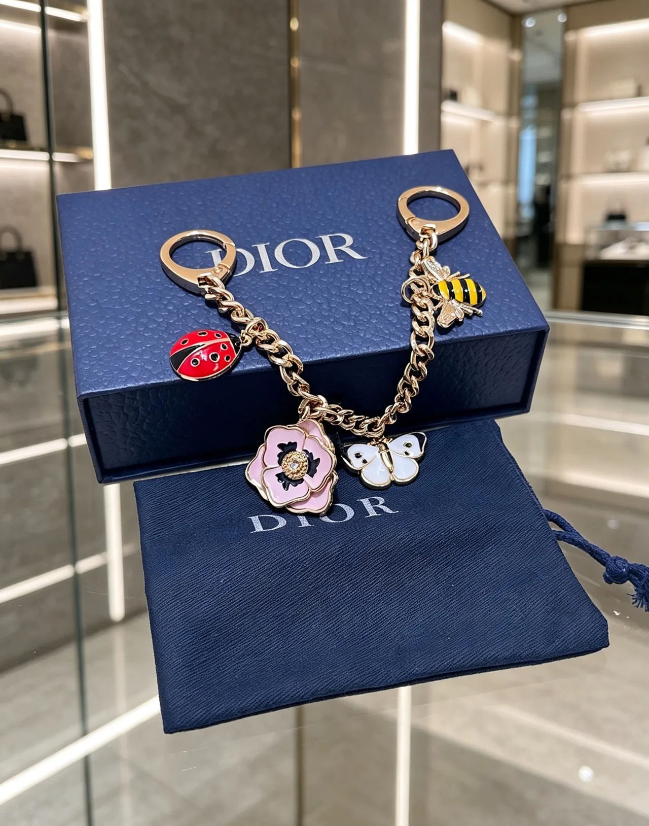 Dior Glossy Garden Charm Chain in Gold · view 1