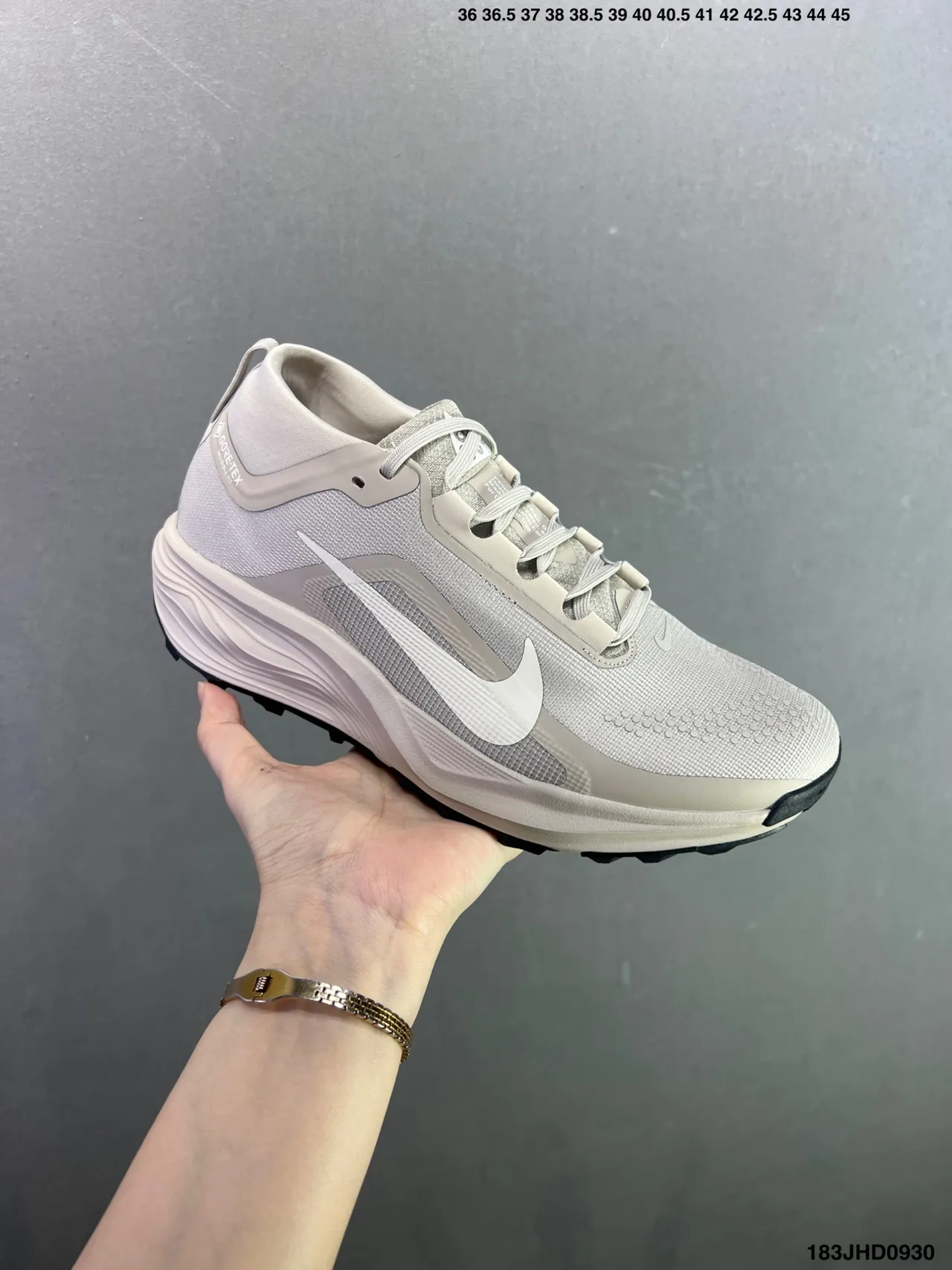 Nike Sneakers in Grey · view 3