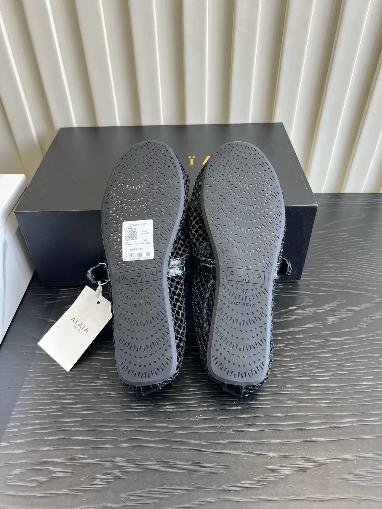 Alaia Sheepskin Ballet Flats in Black · view 5