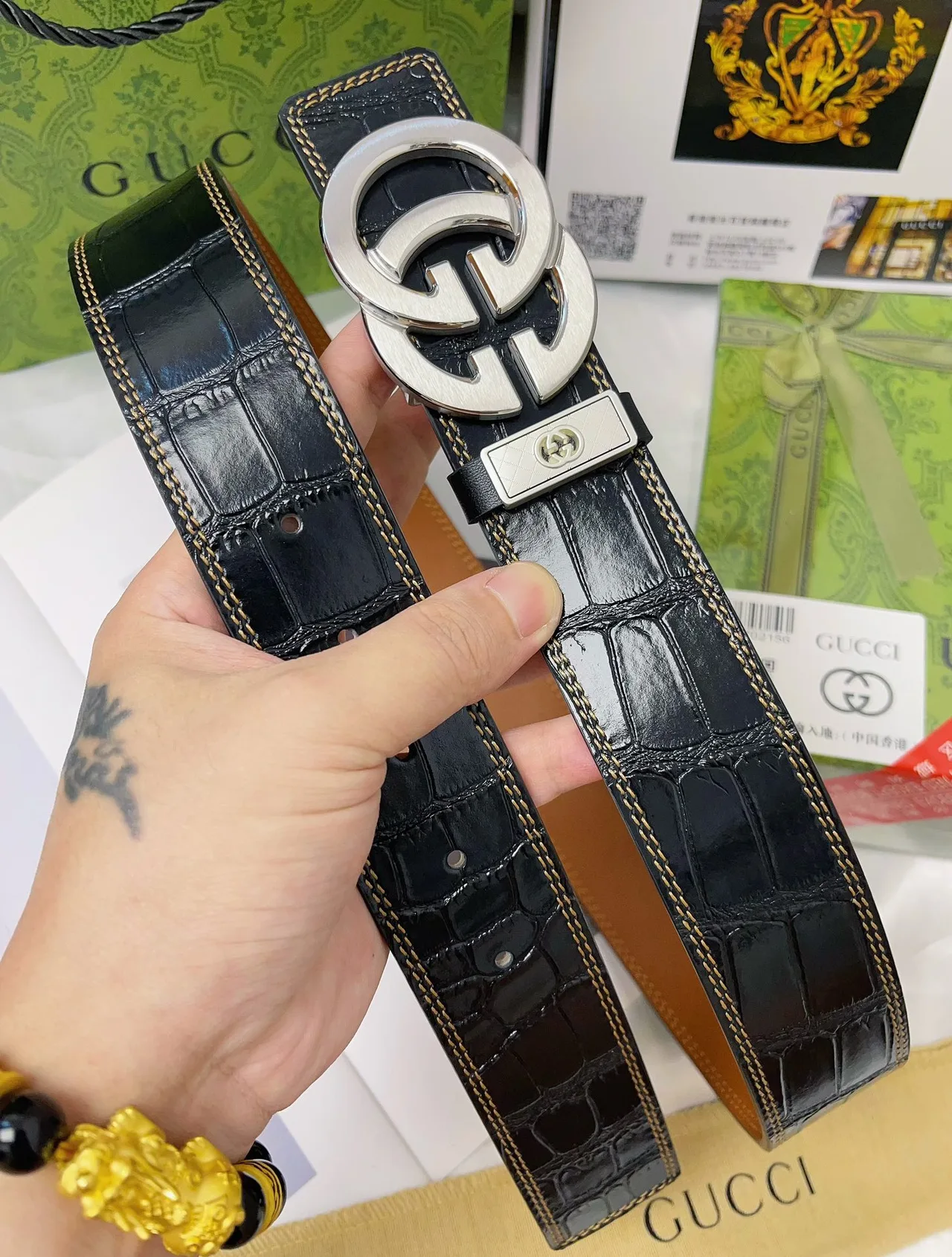 Gucci Cowhide Belt in Black · view 4
