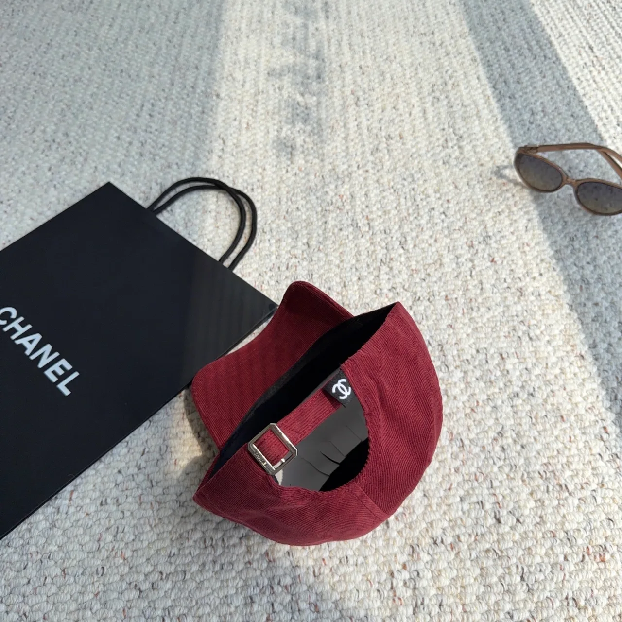 Chanel Baseball Cap in Burgundy · view 5