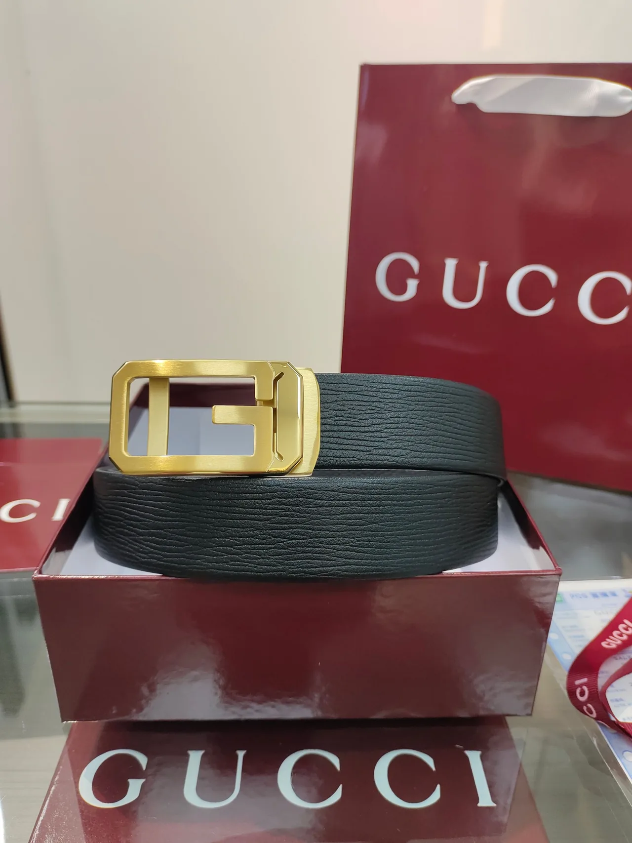 Gucci Calfskin Belt in Black · view 2