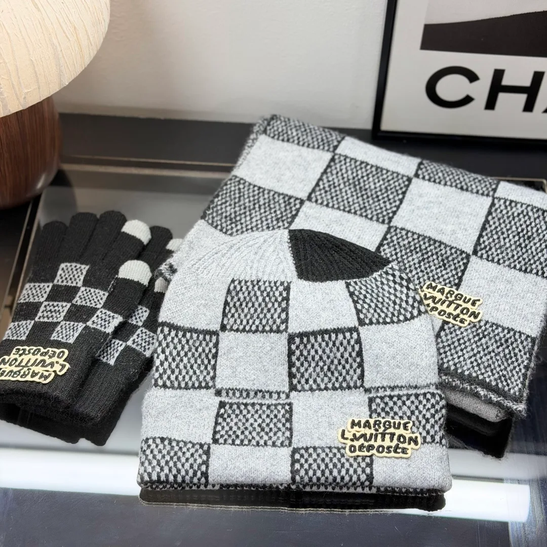 Louis Vuitton Wool Hat Scarf and Gloves Set in Grey · view 1