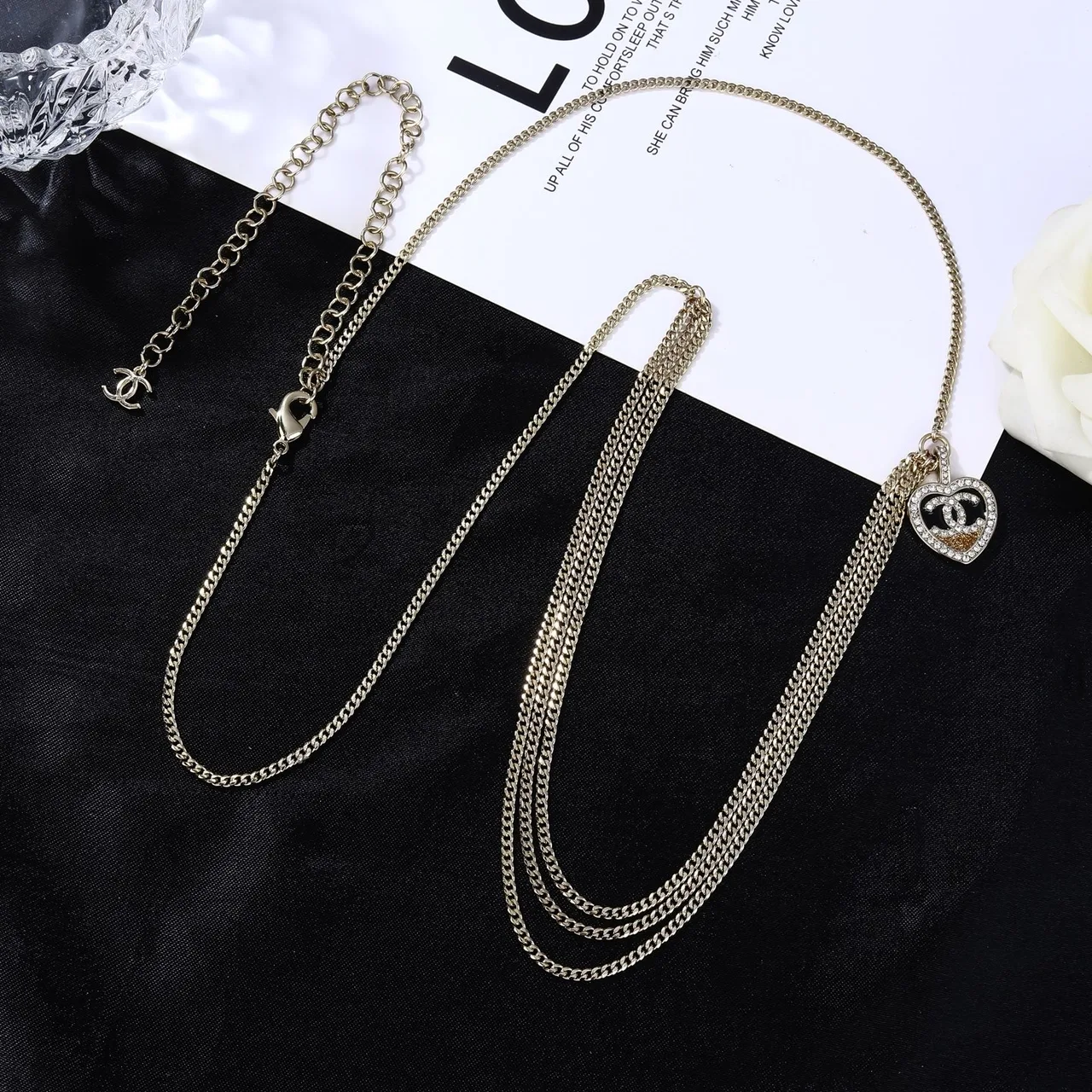 Chanel Glossy Chain Belt in Gold · view 8
