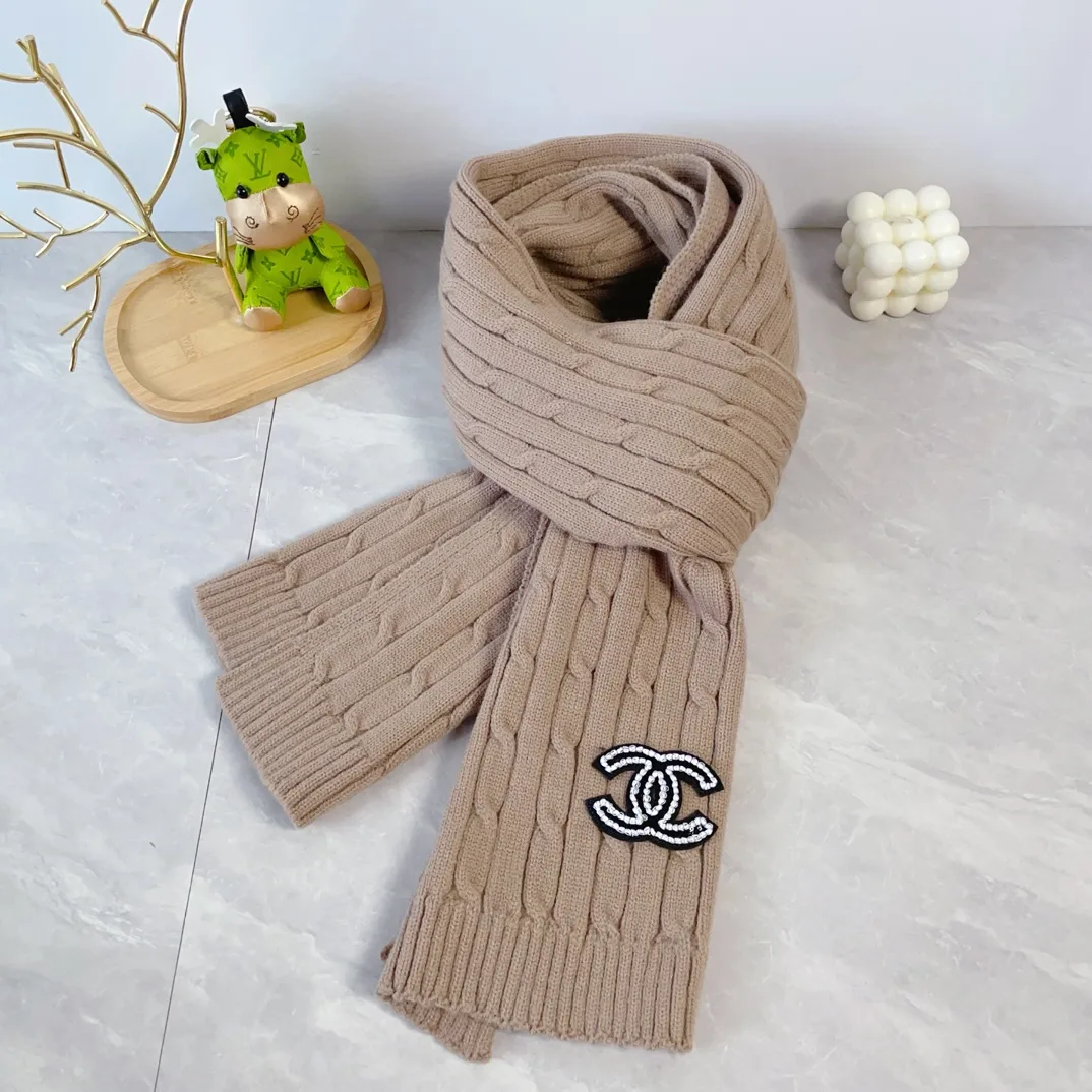 Chanel Wool Ribbed Hat and Scarf Set in Beige · view 3