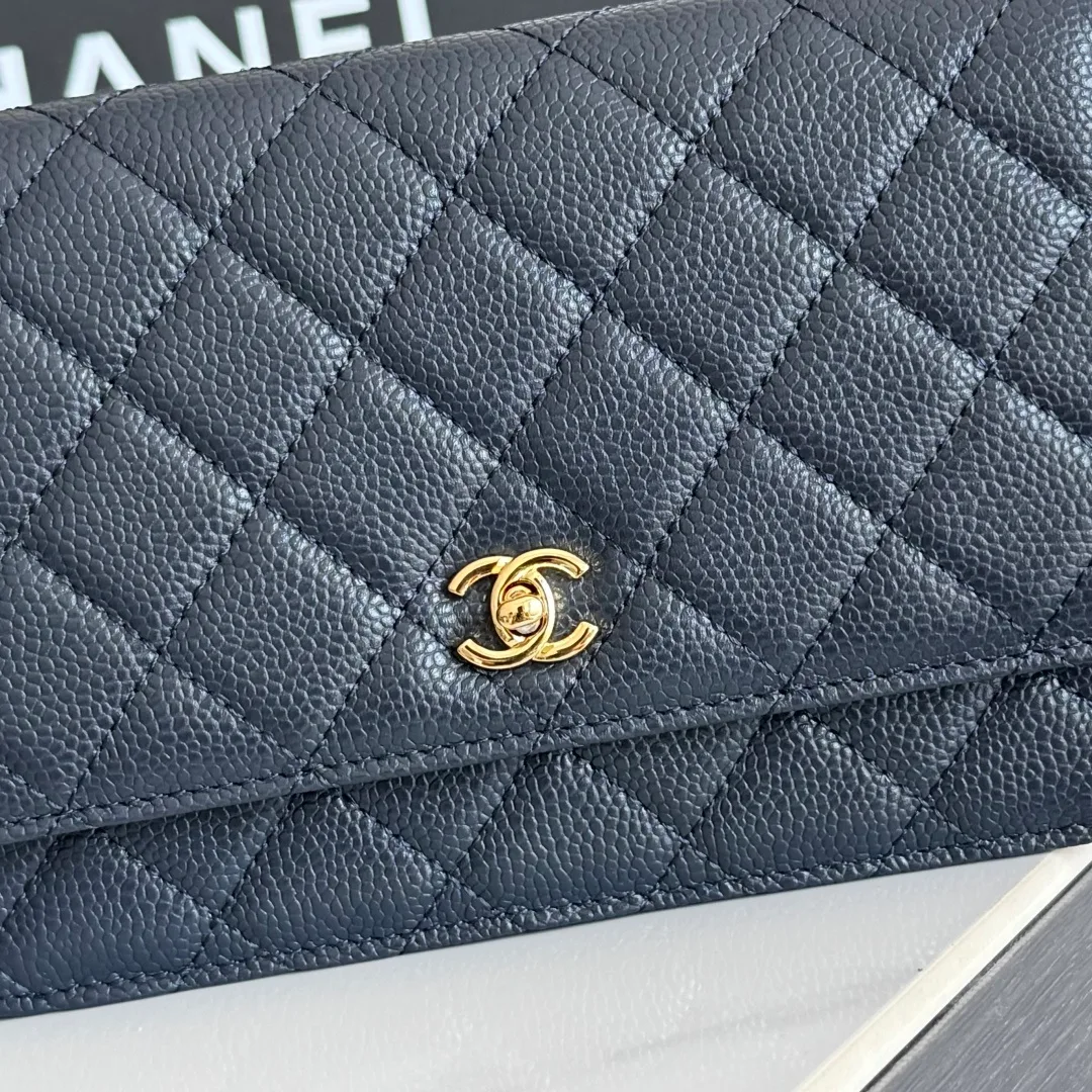 Chanel Calfskin Quilted Clutch in Black · view 6