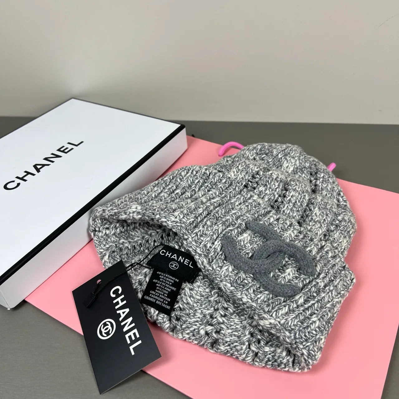 Chanel Cable-Knit Beanie in Beige & Grey · view 5